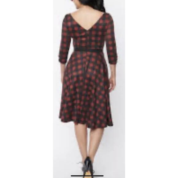 Unique Vintage NWT Burgundy & Black buffalo plaid knit Devon swing Dress Med 6-8 - Picture 2 of 5